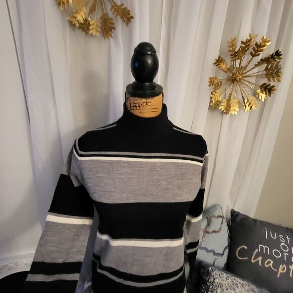 Karen Scott turtleneck sweater - Picture 2 of 7